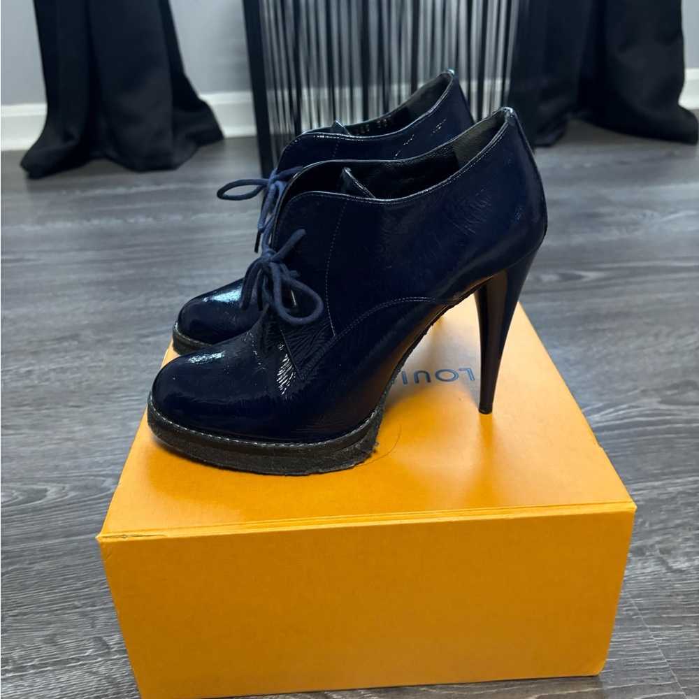 Balenciaga Blue patent Leather Shoes 38.5